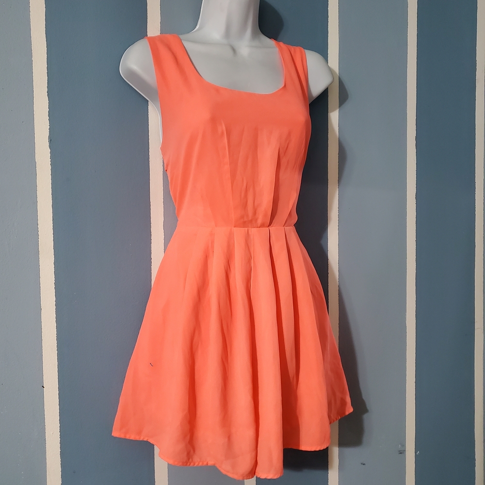 Double Zero Coral Sleeveless Pleated Romper Dress